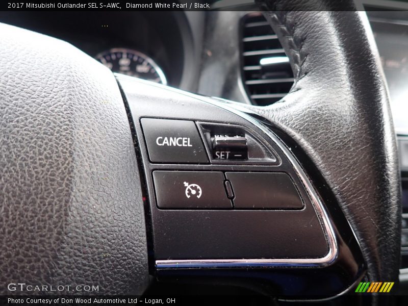  2017 Outlander SEL S-AWC Steering Wheel