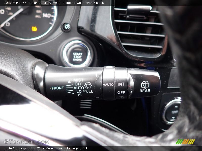 Controls of 2017 Outlander SEL S-AWC