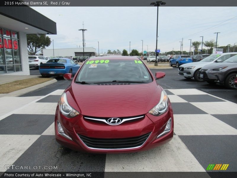 Red / Gray 2016 Hyundai Elantra SE