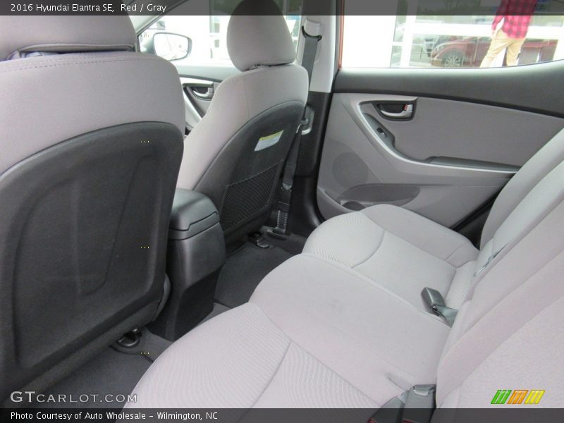 Red / Gray 2016 Hyundai Elantra SE
