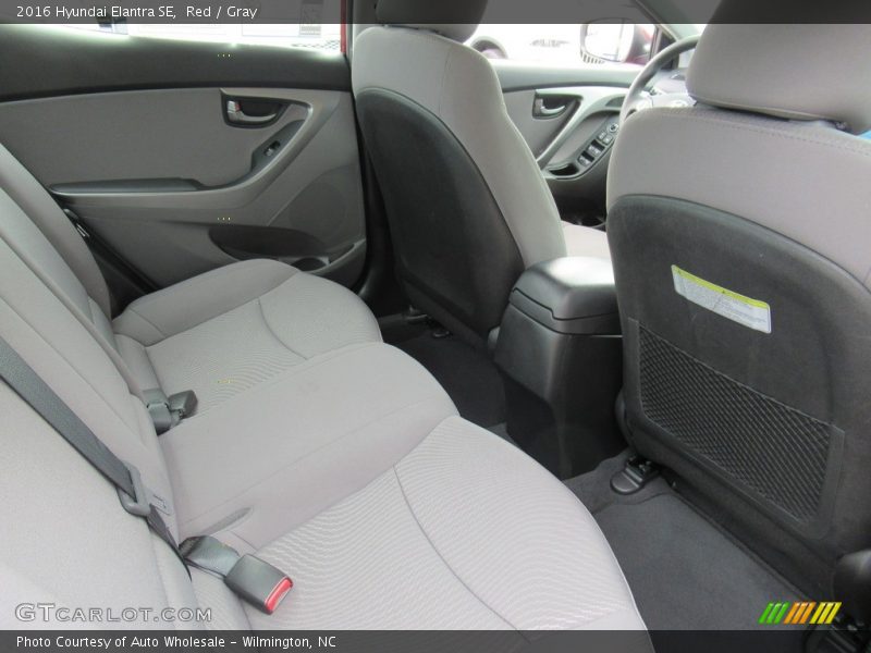 Red / Gray 2016 Hyundai Elantra SE