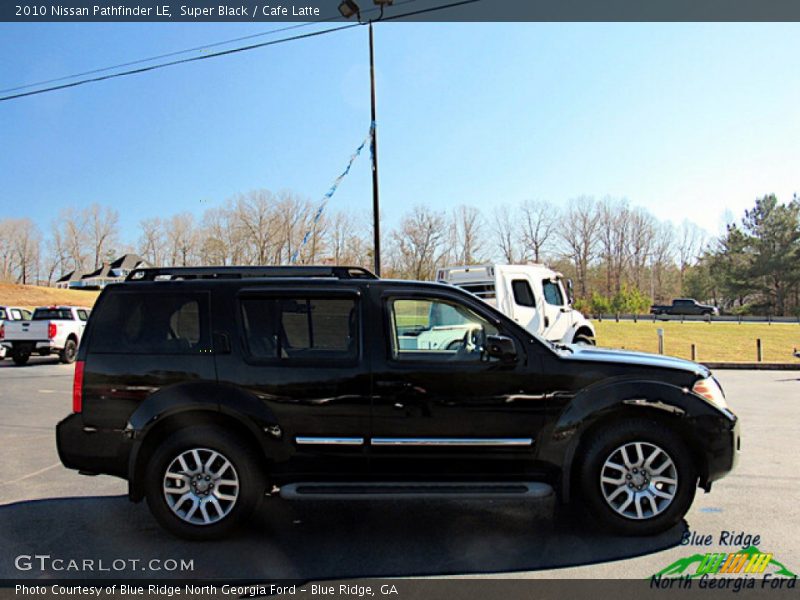 Super Black / Cafe Latte 2010 Nissan Pathfinder LE