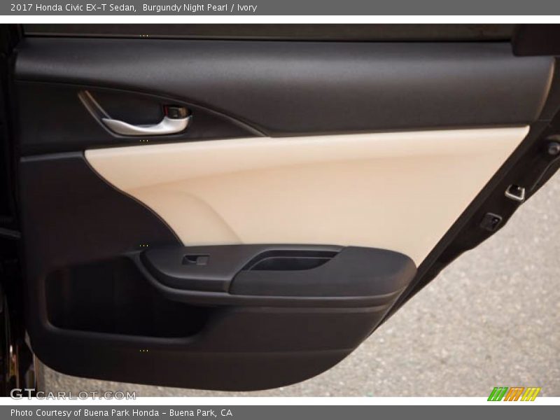 Door Panel of 2017 Civic EX-T Sedan