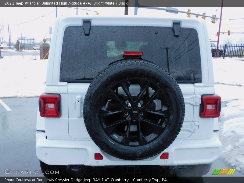 Bright White / Black 2021 Jeep Wrangler Unlimited High Altitude 4x4