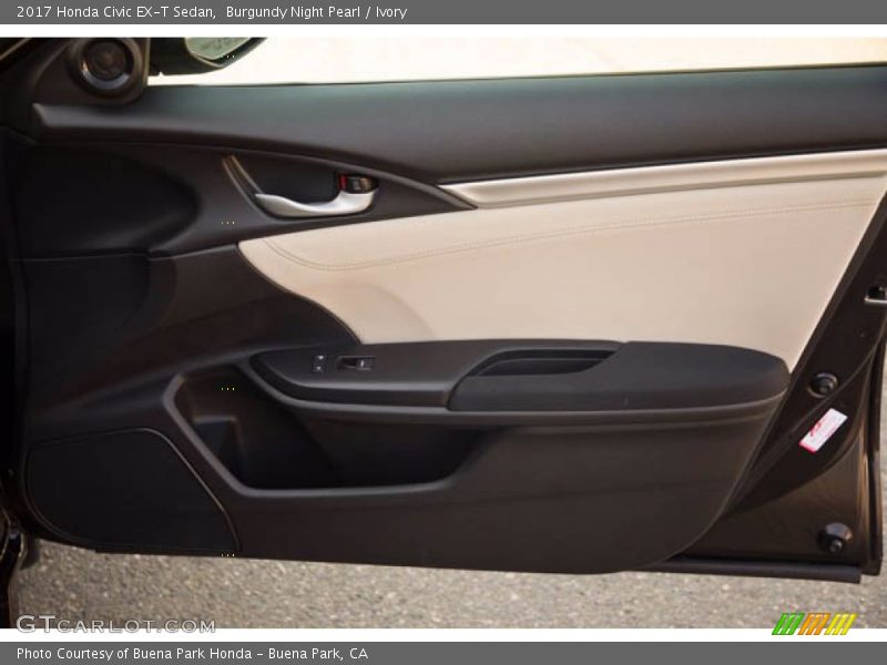 Door Panel of 2017 Civic EX-T Sedan