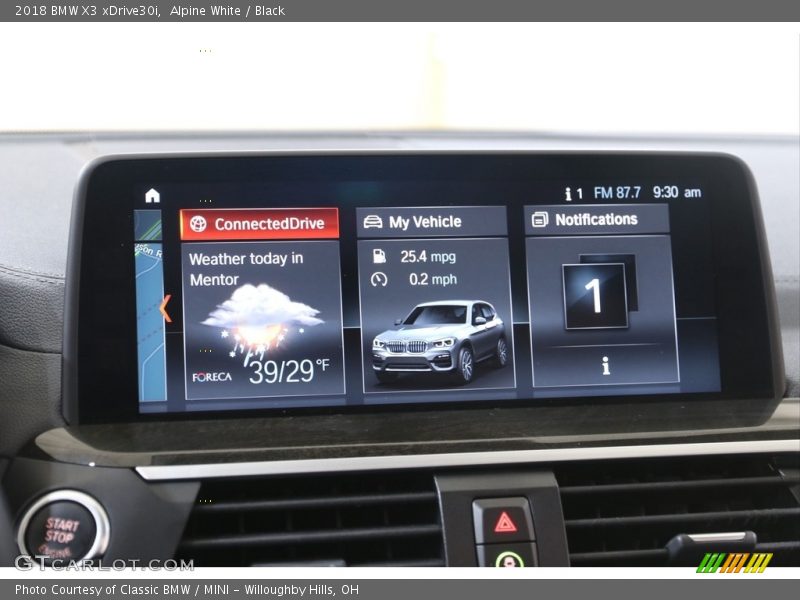 Alpine White / Black 2018 BMW X3 xDrive30i