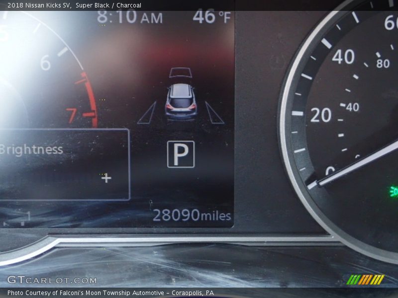 Super Black / Charcoal 2018 Nissan Kicks SV