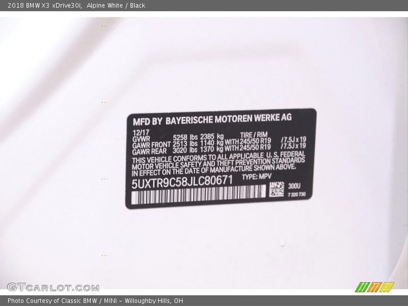 Alpine White / Black 2018 BMW X3 xDrive30i