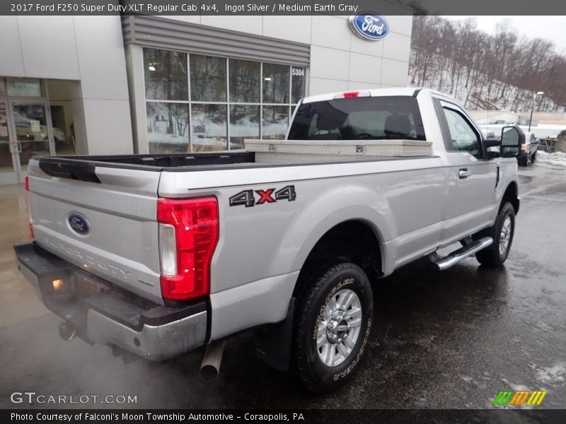 Ingot Silver / Medium Earth Gray 2017 Ford F250 Super Duty XLT Regular Cab 4x4