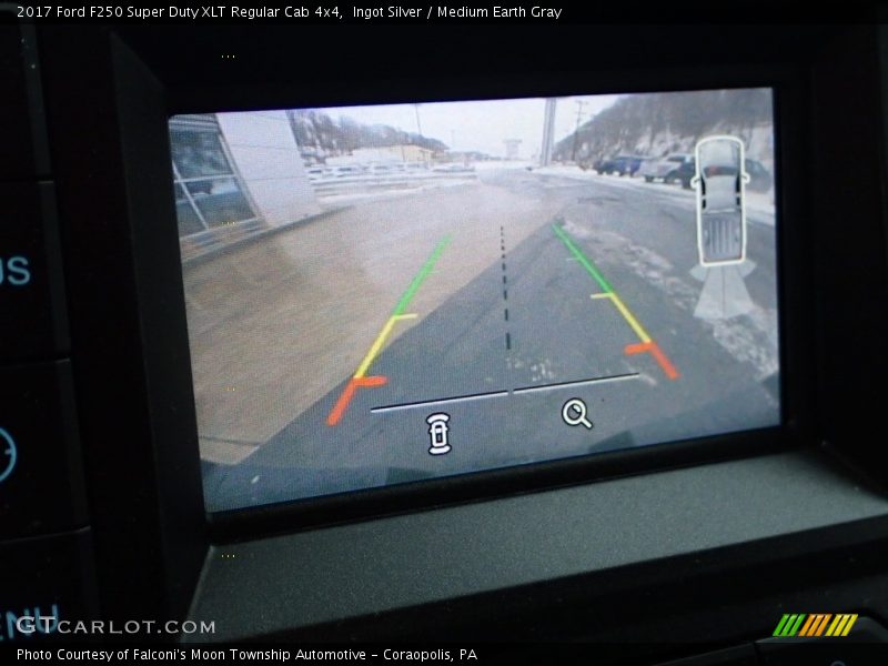 Ingot Silver / Medium Earth Gray 2017 Ford F250 Super Duty XLT Regular Cab 4x4