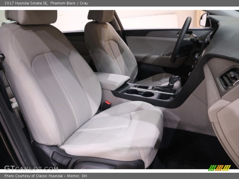 Phantom Black / Gray 2017 Hyundai Sonata SE