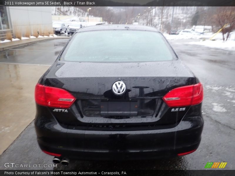 Black / Titan Black 2011 Volkswagen Jetta SE Sedan