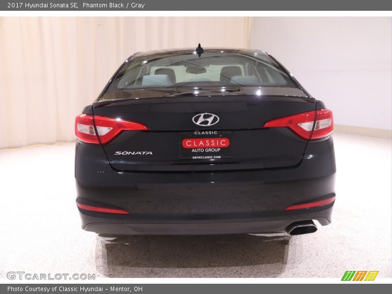 Phantom Black / Gray 2017 Hyundai Sonata SE
