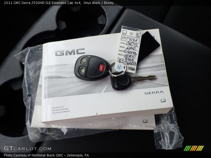 Onyx Black / Ebony 2011 GMC Sierra 2500HD SLE Extended Cab 4x4
