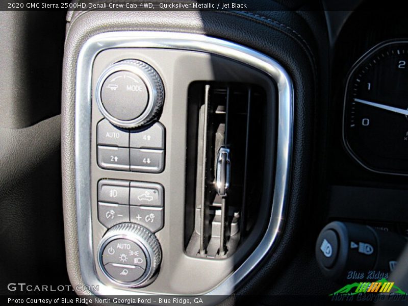 Quicksilver Metallic / Jet Black 2020 GMC Sierra 2500HD Denali Crew Cab 4WD