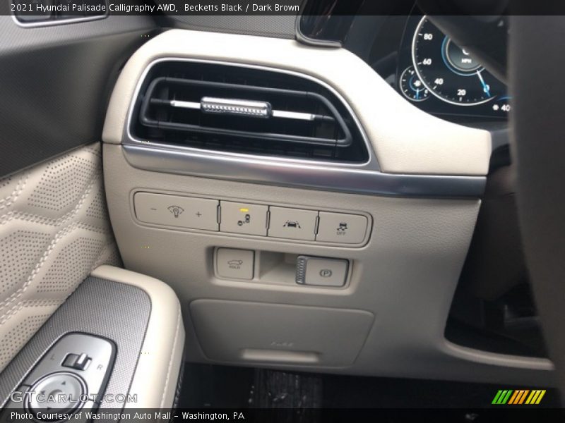 Becketts Black / Dark Brown 2021 Hyundai Palisade Calligraphy AWD