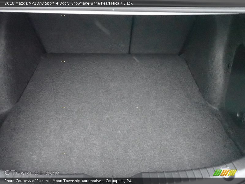 Snowflake White Pearl Mica / Black 2018 Mazda MAZDA3 Sport 4 Door