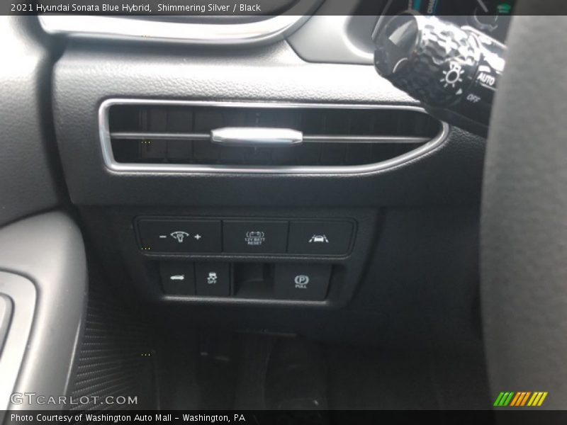 Shimmering Silver / Black 2021 Hyundai Sonata Blue Hybrid