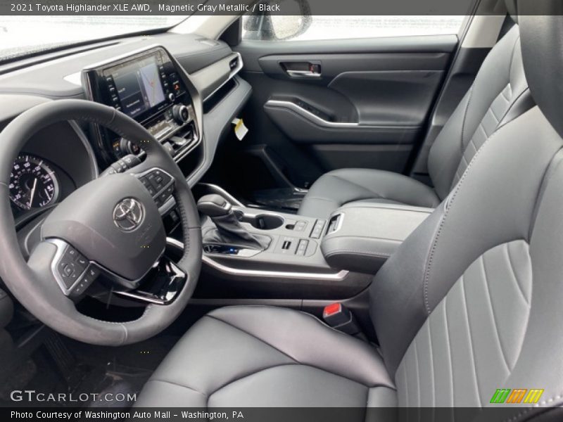 Magnetic Gray Metallic / Black 2021 Toyota Highlander XLE AWD