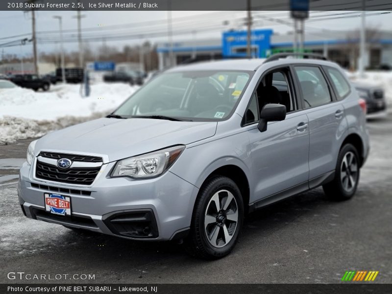 Ice Silver Metallic / Black 2018 Subaru Forester 2.5i
