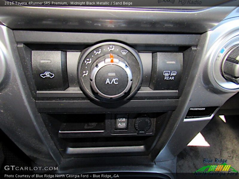 Midnight Black Metallic / Sand Beige 2016 Toyota 4Runner SR5 Premium