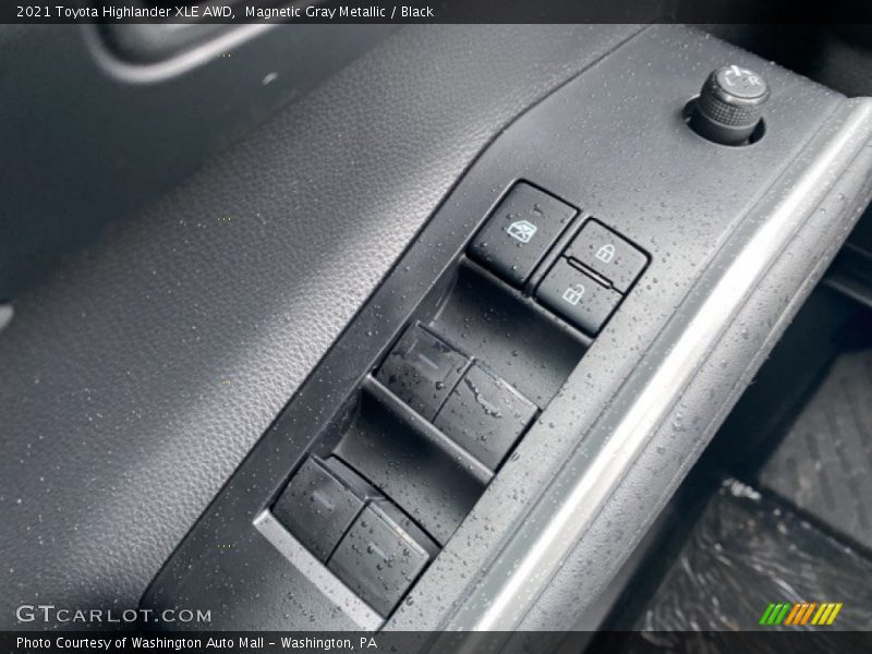 Magnetic Gray Metallic / Black 2021 Toyota Highlander XLE AWD
