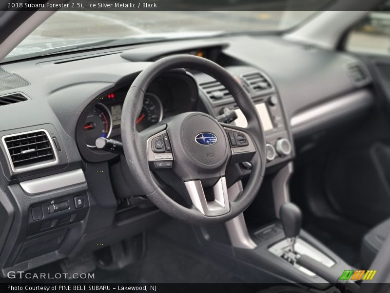 Ice Silver Metallic / Black 2018 Subaru Forester 2.5i