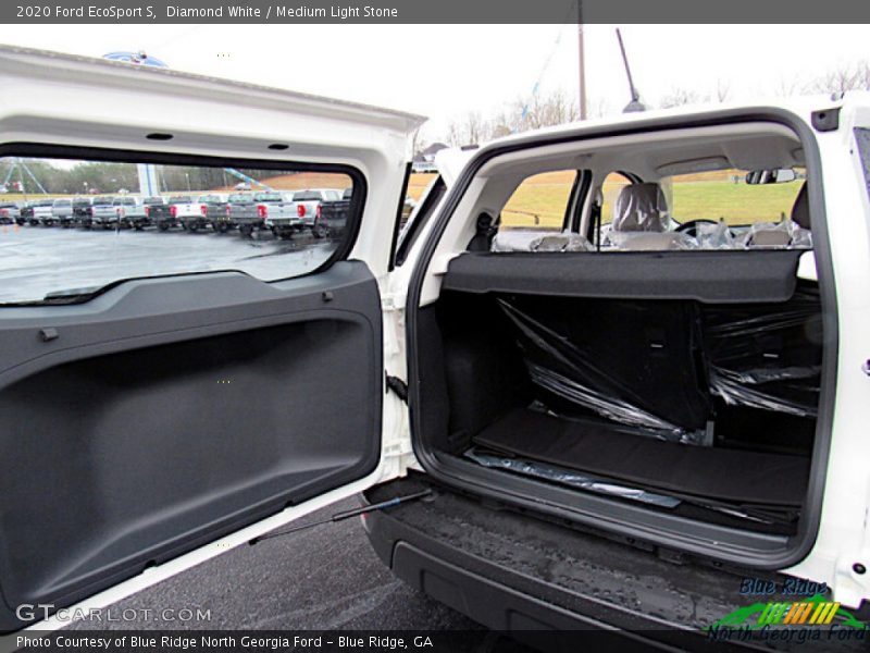 Diamond White / Medium Light Stone 2020 Ford EcoSport S