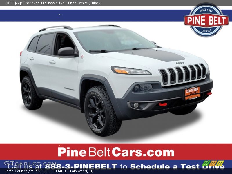 Bright White / Black 2017 Jeep Cherokee Trailhawk 4x4