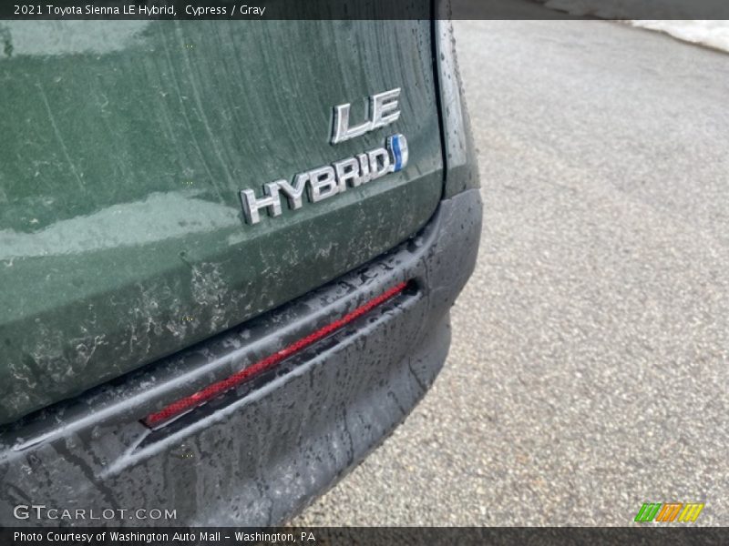  2021 Sienna LE Hybrid Logo