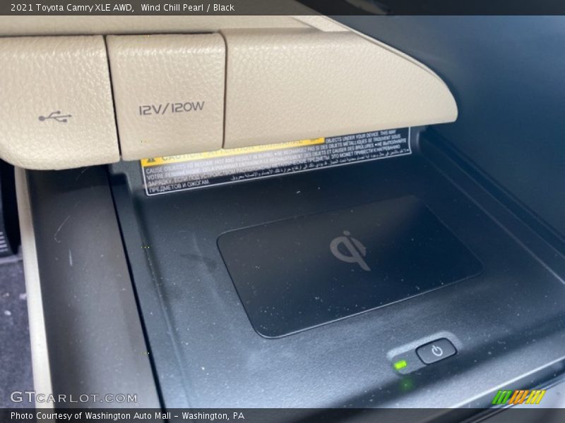 Wind Chill Pearl / Black 2021 Toyota Camry XLE AWD