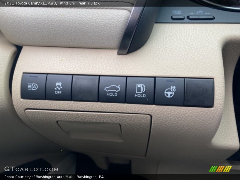 Wind Chill Pearl / Black 2021 Toyota Camry XLE AWD