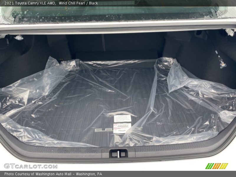Wind Chill Pearl / Black 2021 Toyota Camry XLE AWD