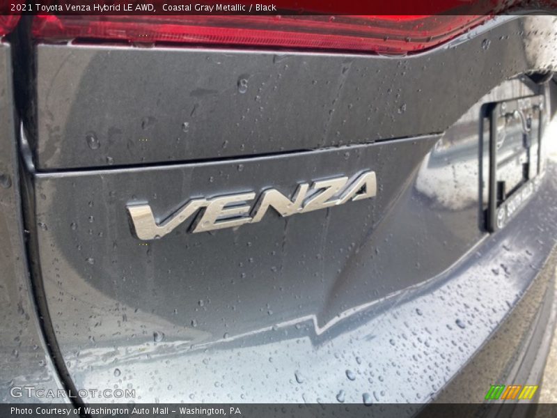 Coastal Gray Metallic / Black 2021 Toyota Venza Hybrid LE AWD