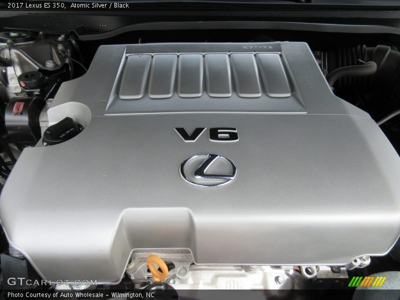 Atomic Silver / Black 2017 Lexus ES 350