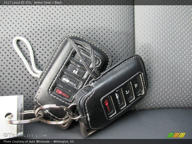 Atomic Silver / Black 2017 Lexus ES 350