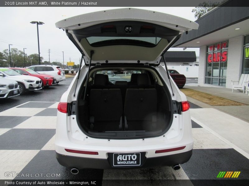 White Platinum / Hazelnut 2018 Lincoln MKT AWD