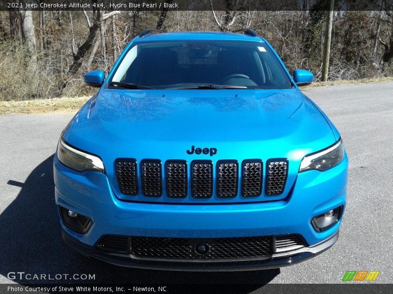 Hydro Blue Pearl / Black 2021 Jeep Cherokee Altitude 4x4