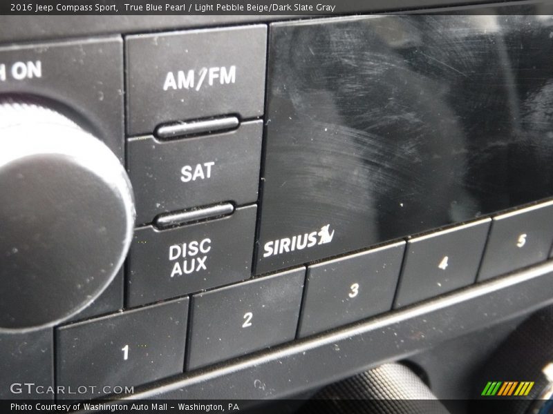 True Blue Pearl / Light Pebble Beige/Dark Slate Gray 2016 Jeep Compass Sport