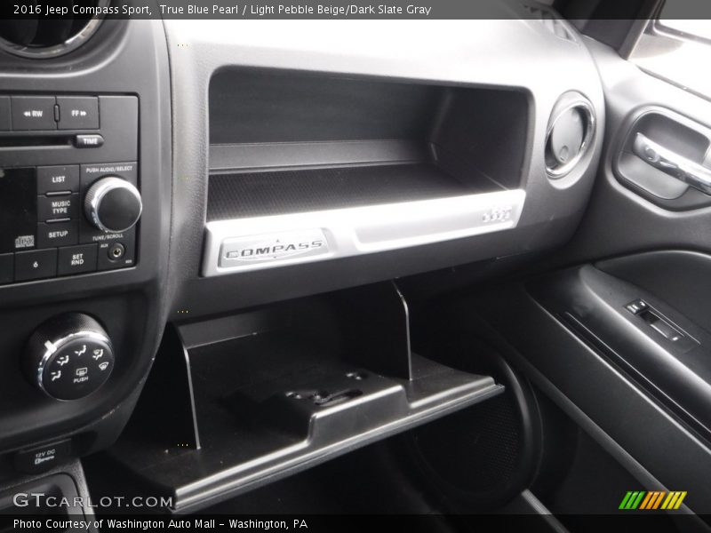 True Blue Pearl / Light Pebble Beige/Dark Slate Gray 2016 Jeep Compass Sport