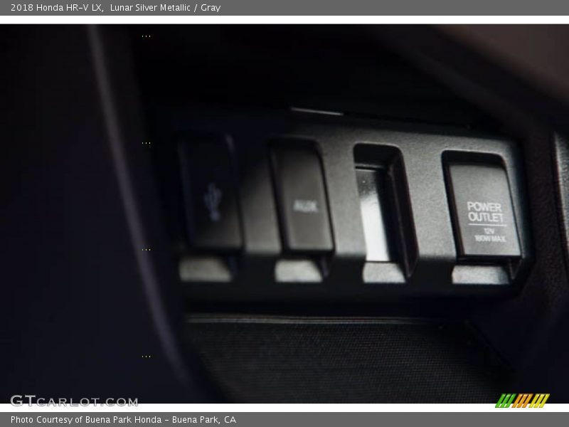 Lunar Silver Metallic / Gray 2018 Honda HR-V LX