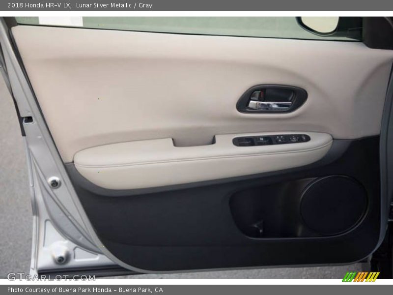 Lunar Silver Metallic / Gray 2018 Honda HR-V LX