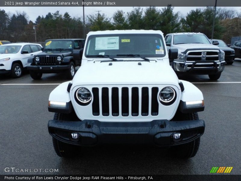Bright White / Black 2021 Jeep Wrangler Unlimited Sahara 4x4