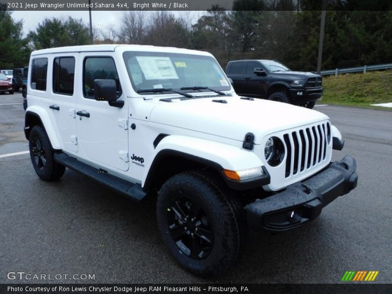 Bright White / Black 2021 Jeep Wrangler Unlimited Sahara 4x4