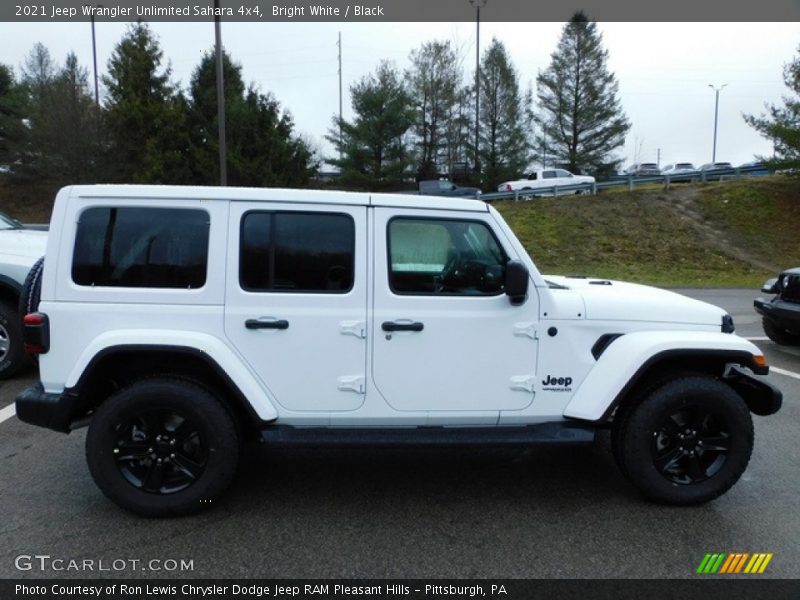 Bright White / Black 2021 Jeep Wrangler Unlimited Sahara 4x4