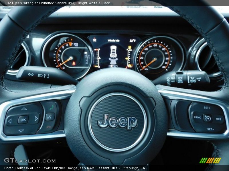 Bright White / Black 2021 Jeep Wrangler Unlimited Sahara 4x4