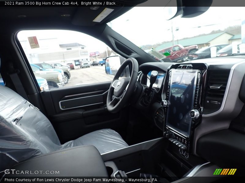 Bright White / Black 2021 Ram 3500 Big Horn Crew Cab 4x4