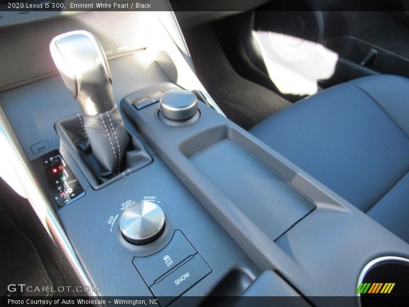 Eminent White Pearl / Black 2020 Lexus IS 300