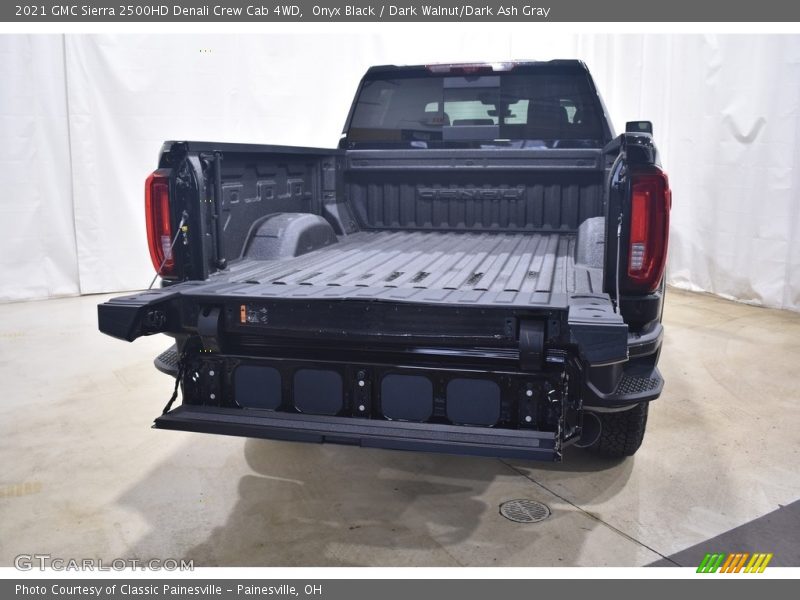 Onyx Black / Dark Walnut/Dark Ash Gray 2021 GMC Sierra 2500HD Denali Crew Cab 4WD