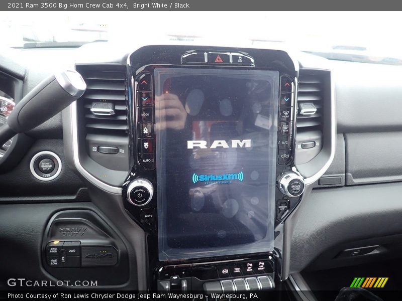 Bright White / Black 2021 Ram 3500 Big Horn Crew Cab 4x4